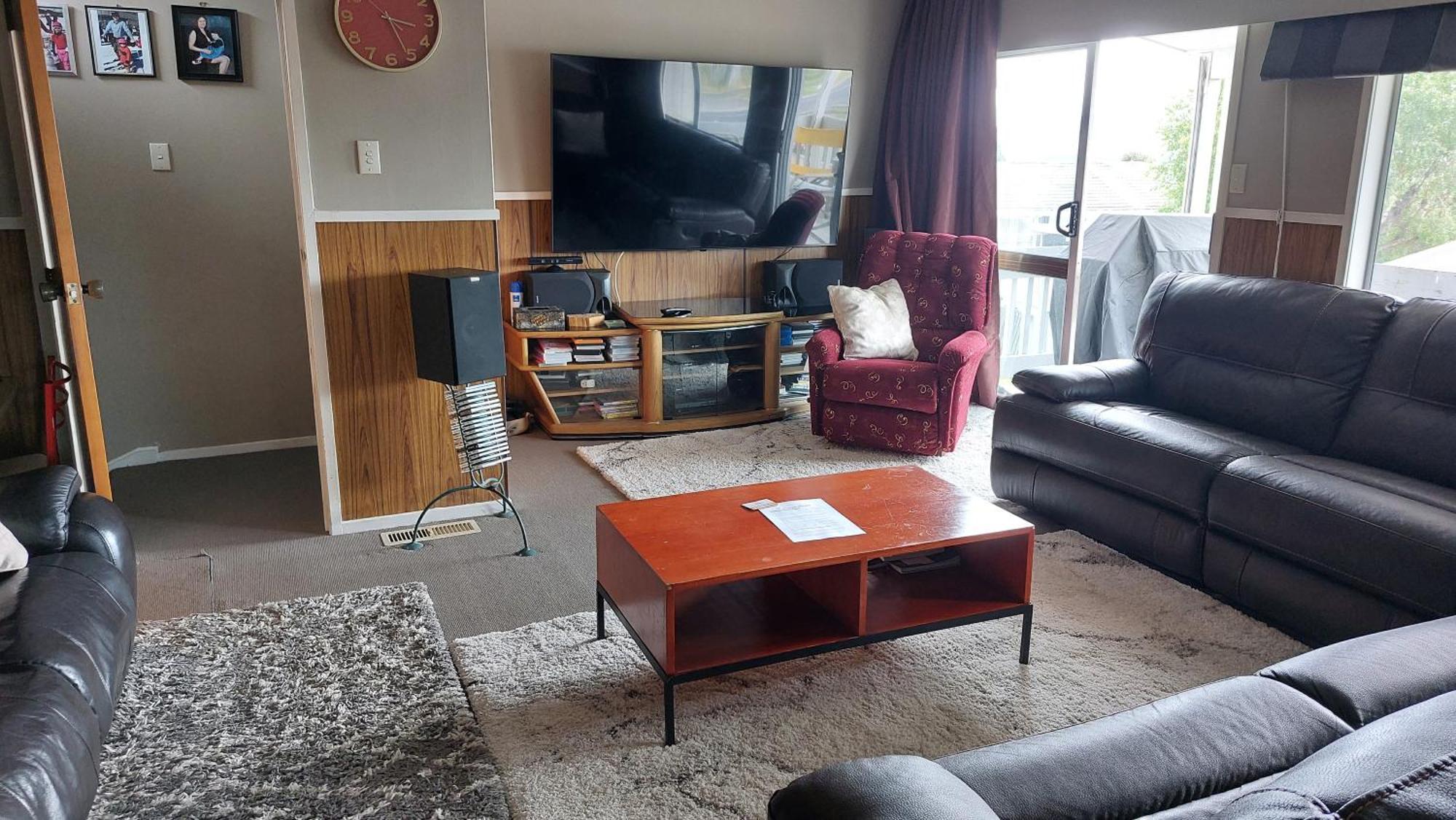 Bed And Breakfast Happy Home Taupo Accommodation エクステリア 写真